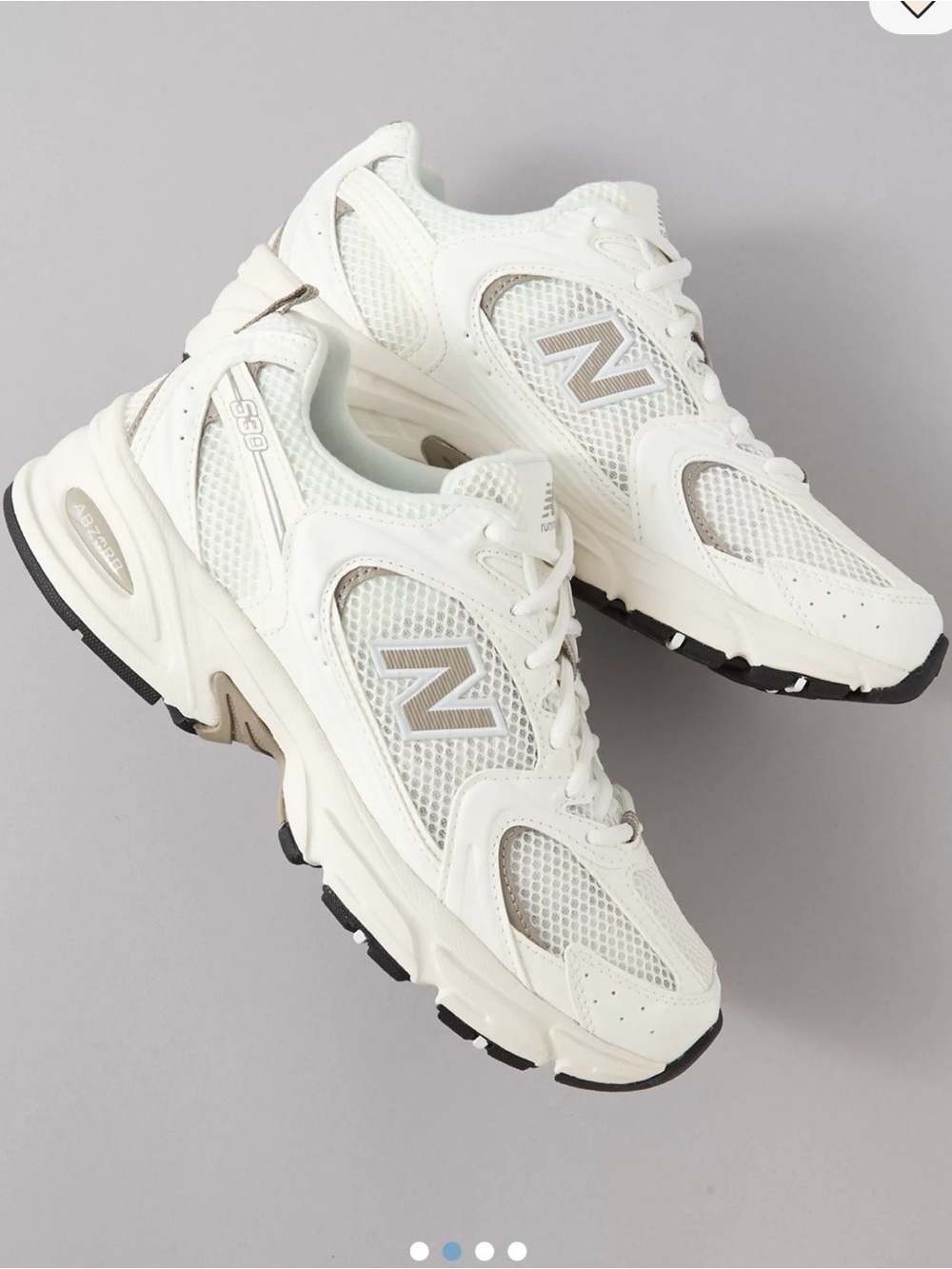New Balance Women's White and Gray 530 Retro Running Sneakers